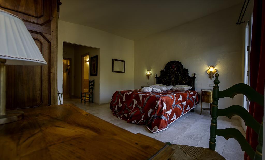 Antica Dimora La Corona San Pantaleo Quarto foto